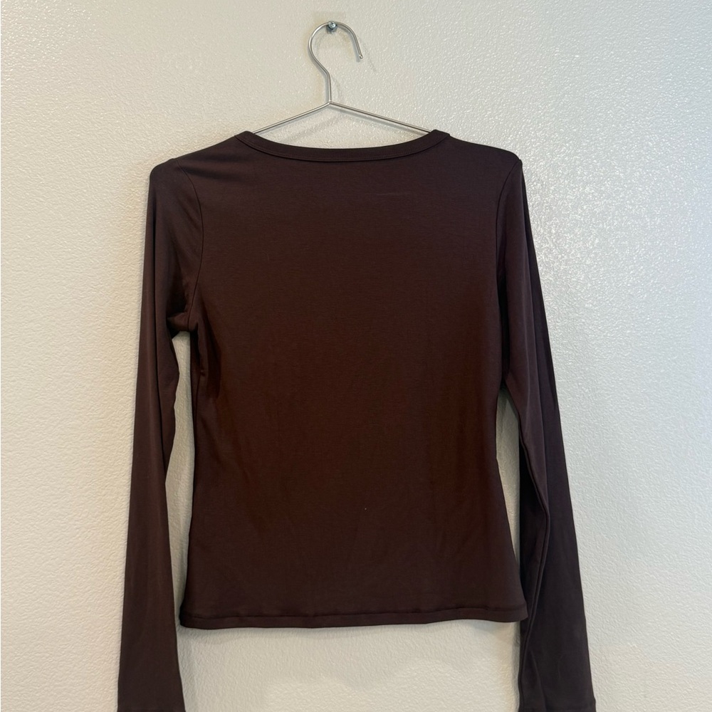 Chocolate Button-Front Long Sleeve Top - Picture 3 of 6